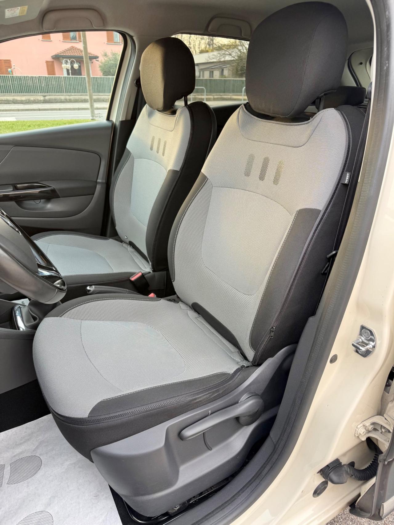 Renault Captur 0.9 TCe 12V 90 CV Start&Stop*Navi*Cerchi*Cruise*Aux*Usb