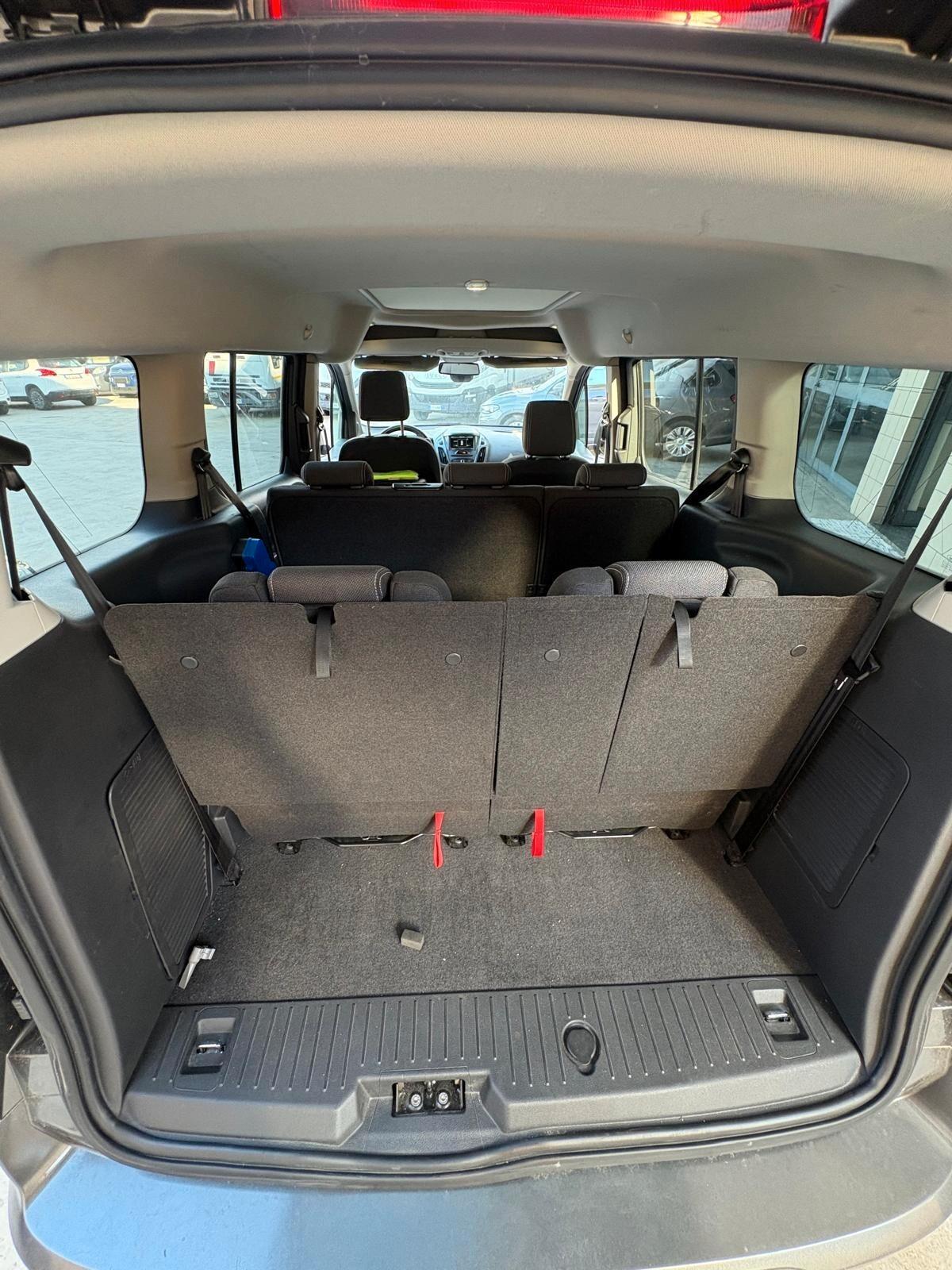 Ford Tourneo Connect Connect7 1.5 TDCi 120 CV Titanium 2016