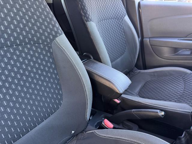 RENAULT Captur DCI 90CV NAVI+RCAM+BICOLOR+17'+2PDC+KEYLESS