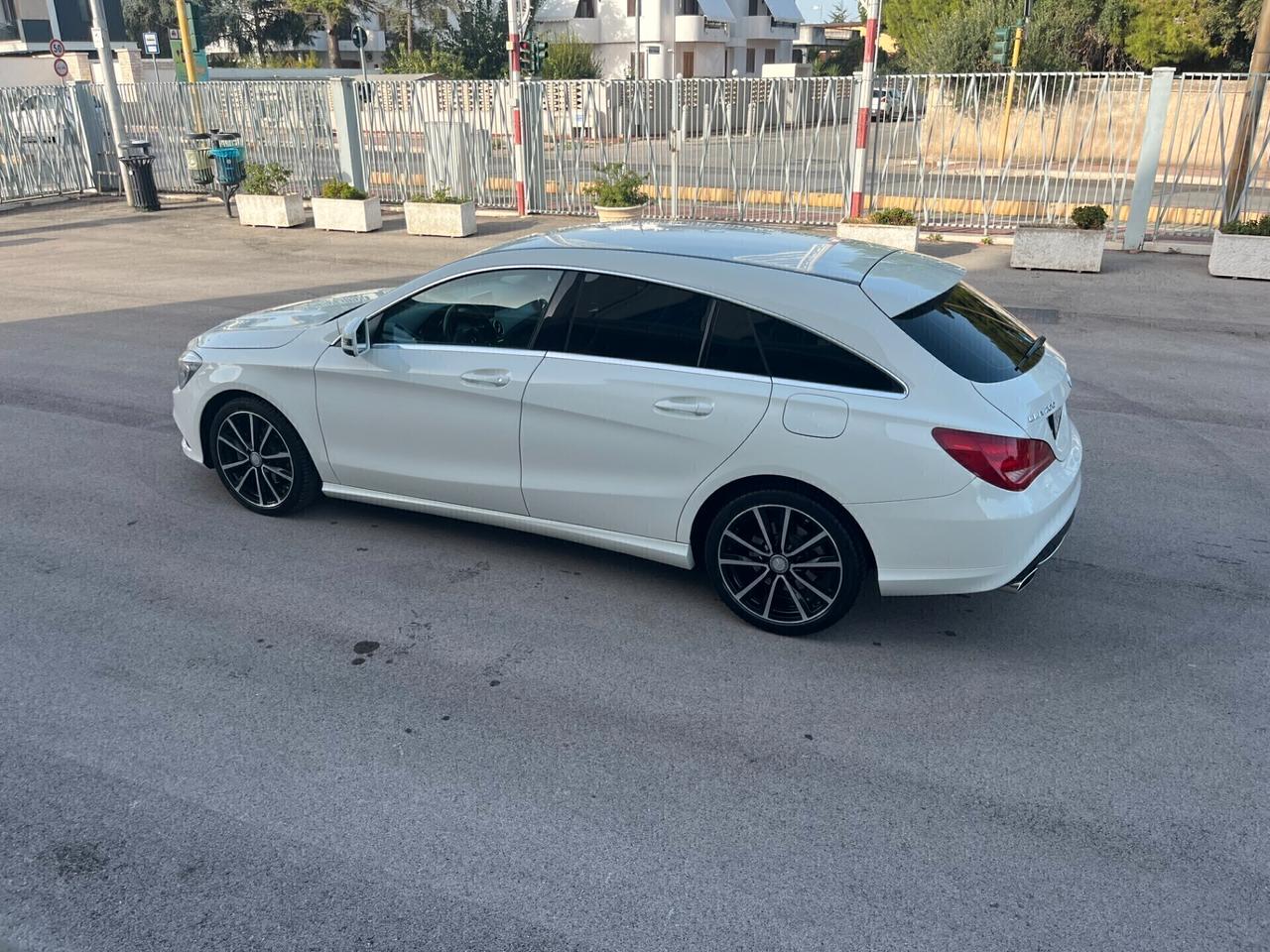 Mercedes-benz CLA 200 CDI Automatic Sport Km 99.00