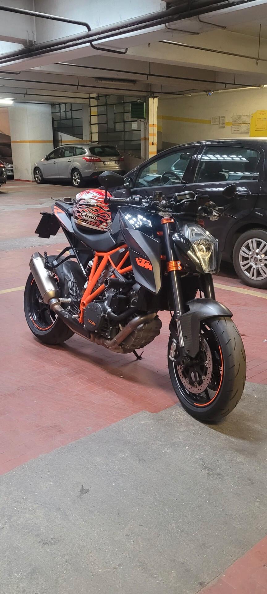 Ktm 1290 Super Duke R