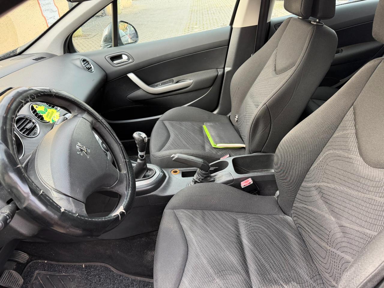 Peugeot 308 1.6 HDi 90CV FAP 5p. Premium