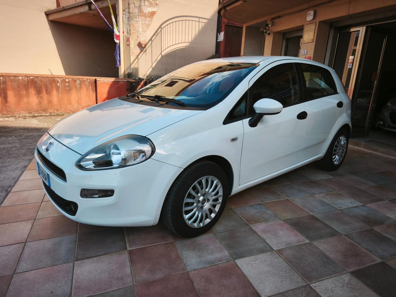 Fiat Punto 1.3 M-jet 75 CV 5 VECCHIO STAMPO