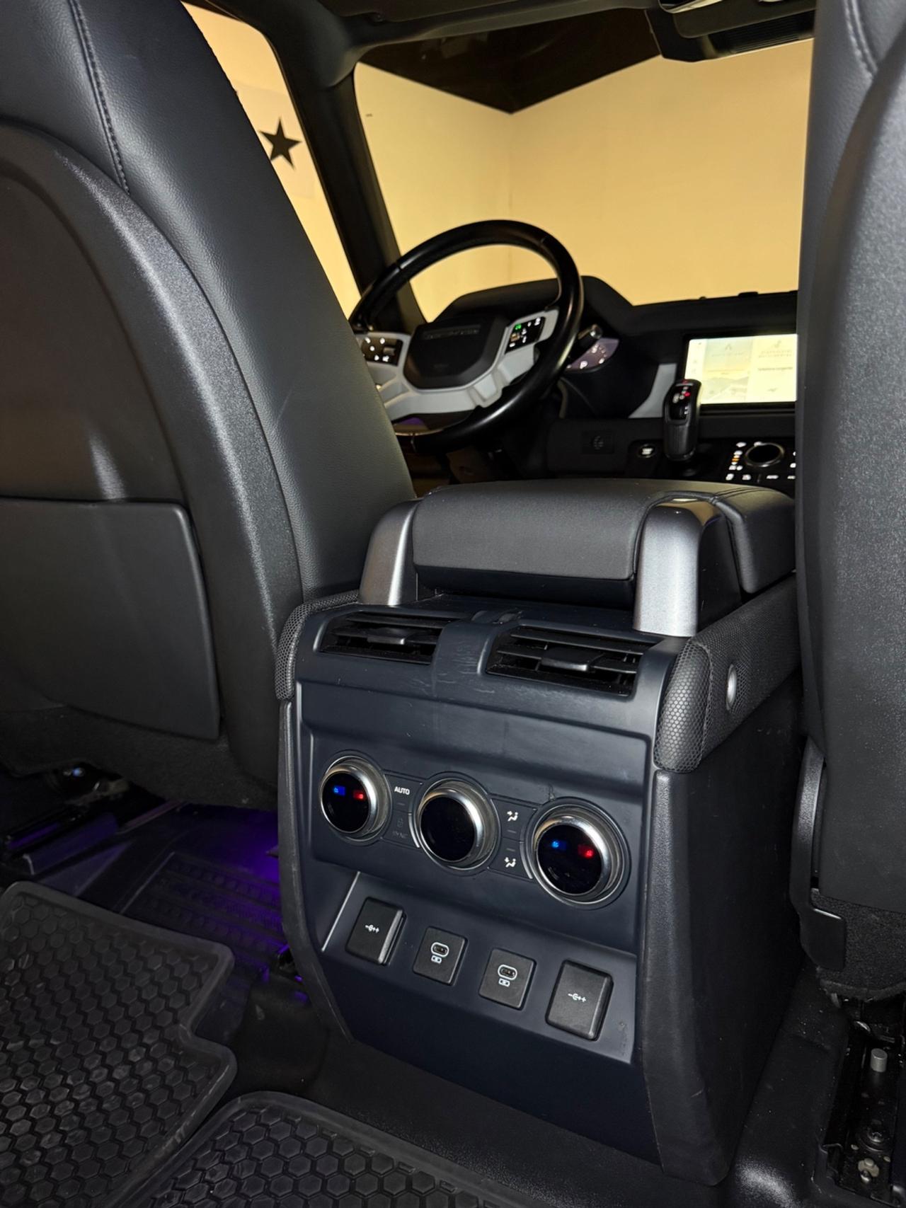 Land Rover Defender 90 3.0D I6 200 CV AWD Auto