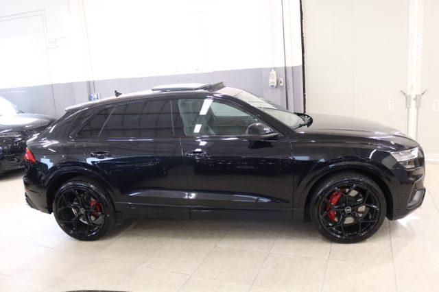 AUDI SQ8 TDI quattro tiptronic