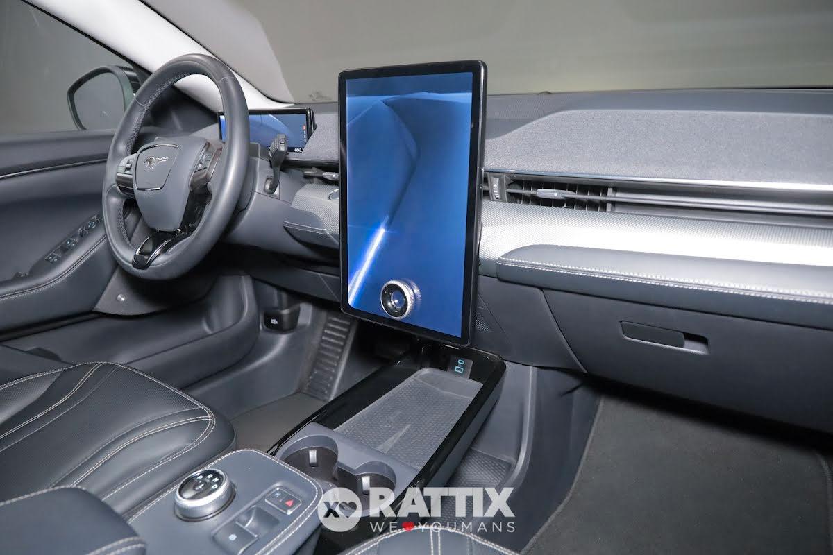 Ford Mustang Mach-E motore elettrico standard range 269CV RWD Auto + tetto panoramico