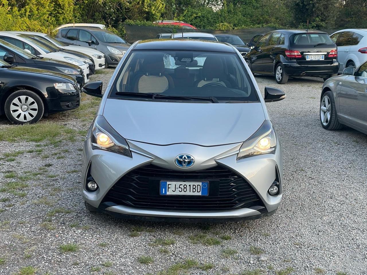 Toyota Yaris hybrid
