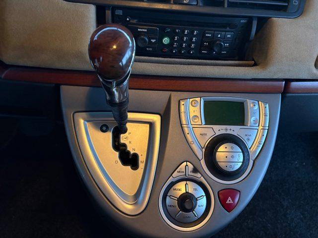 LANCIA Phedra EBNZINA/GPL FINO 09/33 AUTOMATICA 8 POSTI Emblema