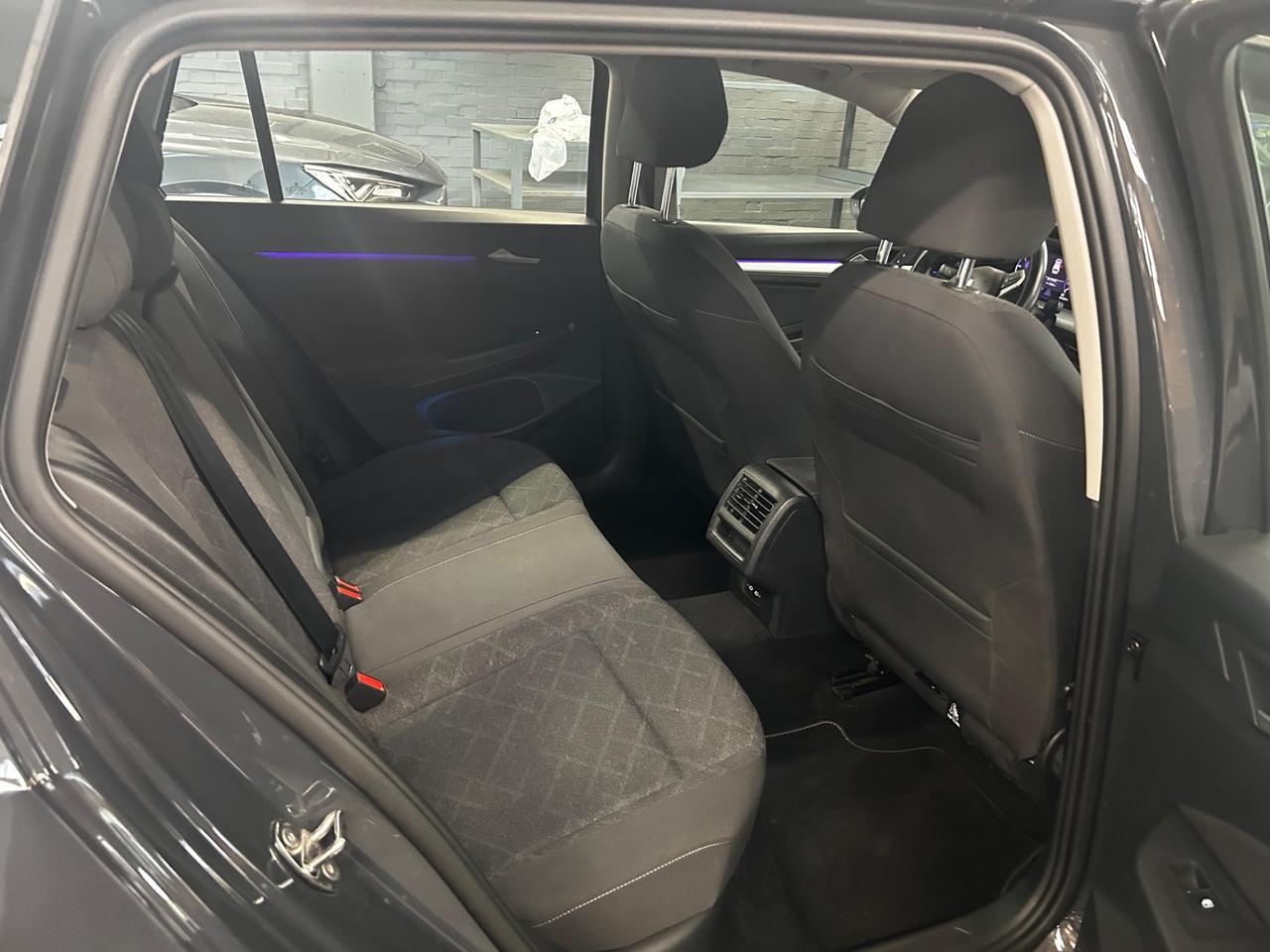 Volkswagen Golf Variant 2.0 TDI SCR Life neopatentati