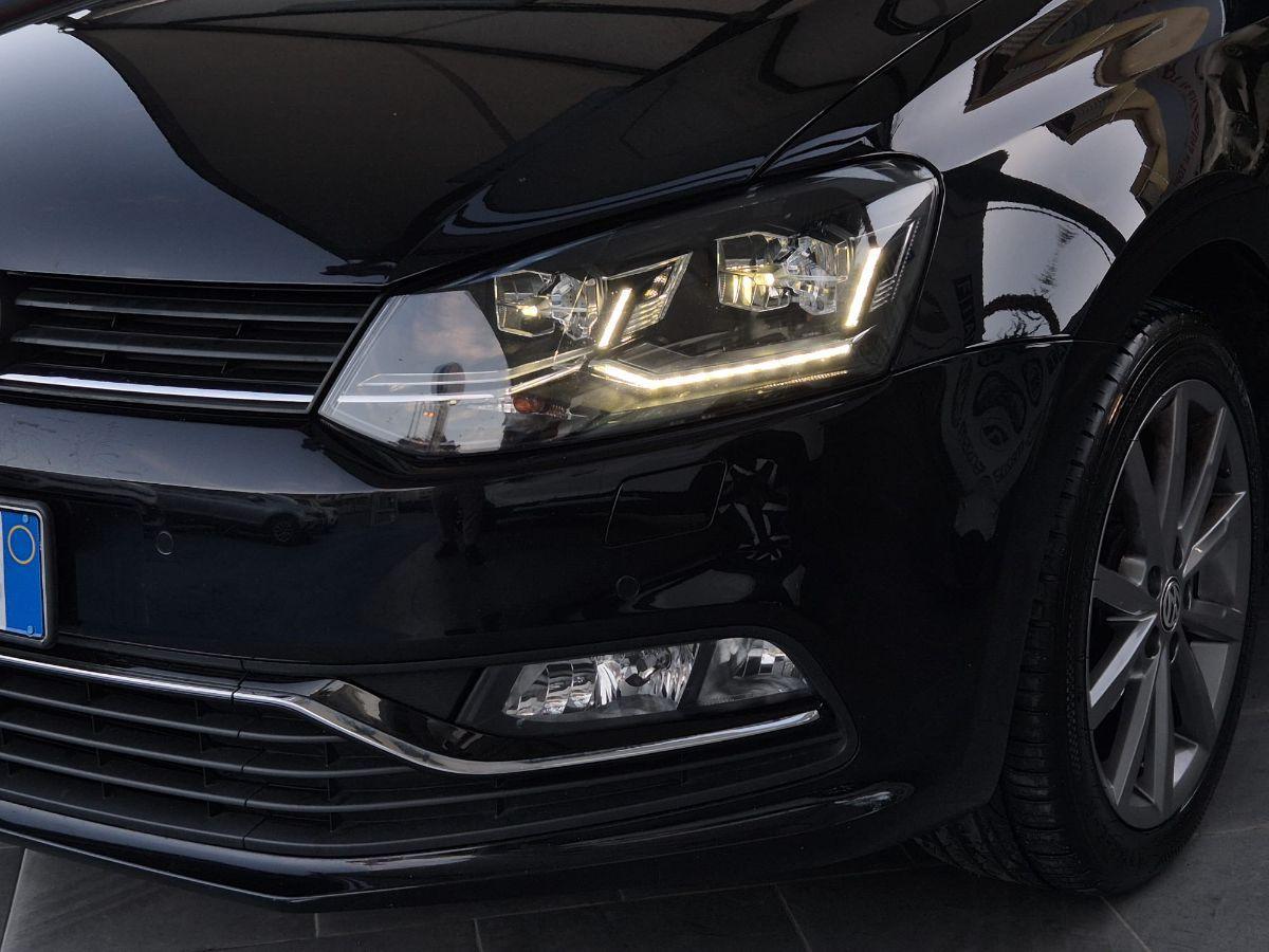 VOLKSWAGEN - Polo - 1.4 TDI 90CV 5p. DSG Highline Full Led