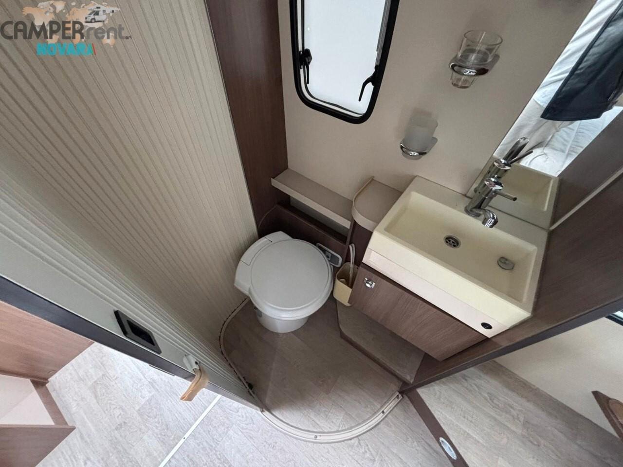 Chausson FLASH 628 EB - SEMINTEGRALE LETTO NAUTICO