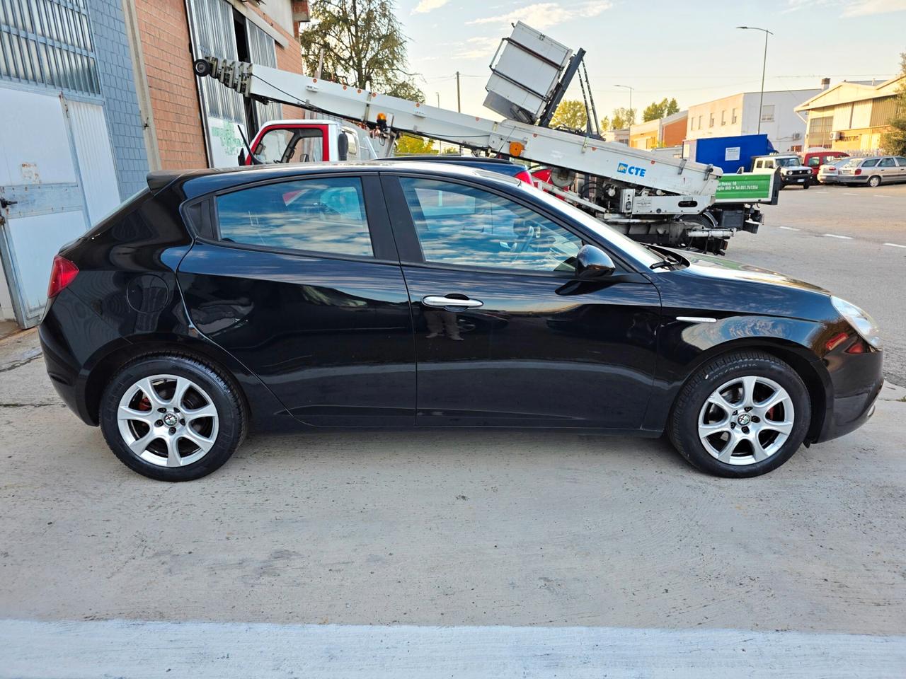 Alfa Romeo Giulietta 1.6 JTDm-2 105 CV Progression