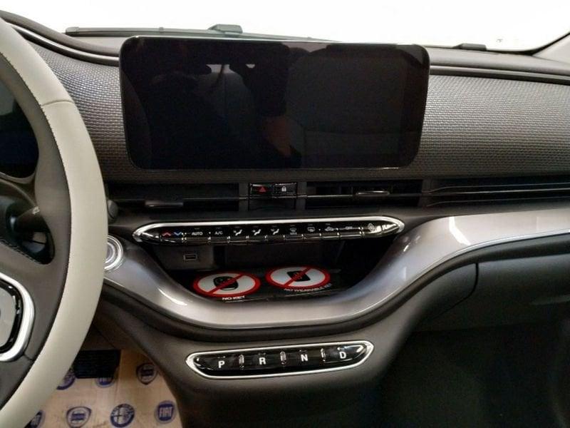 FIAT 500 500e 42 kWh La Prima