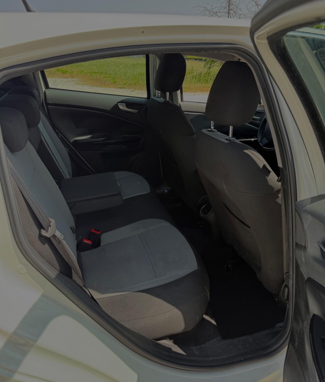 Alfa Giulietta 1.6 JTDm-2 euro5 neopatentati UNIPROPRIETÀ