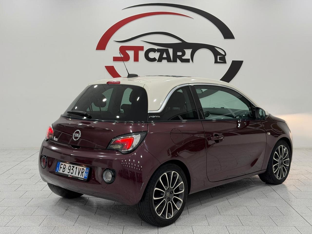 Opel Adam 1.2 70 CV Glam