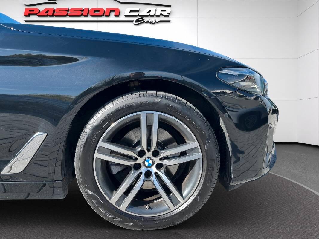 BMW Serie 5 Touring 520d mhev 48V xdrive Business auto