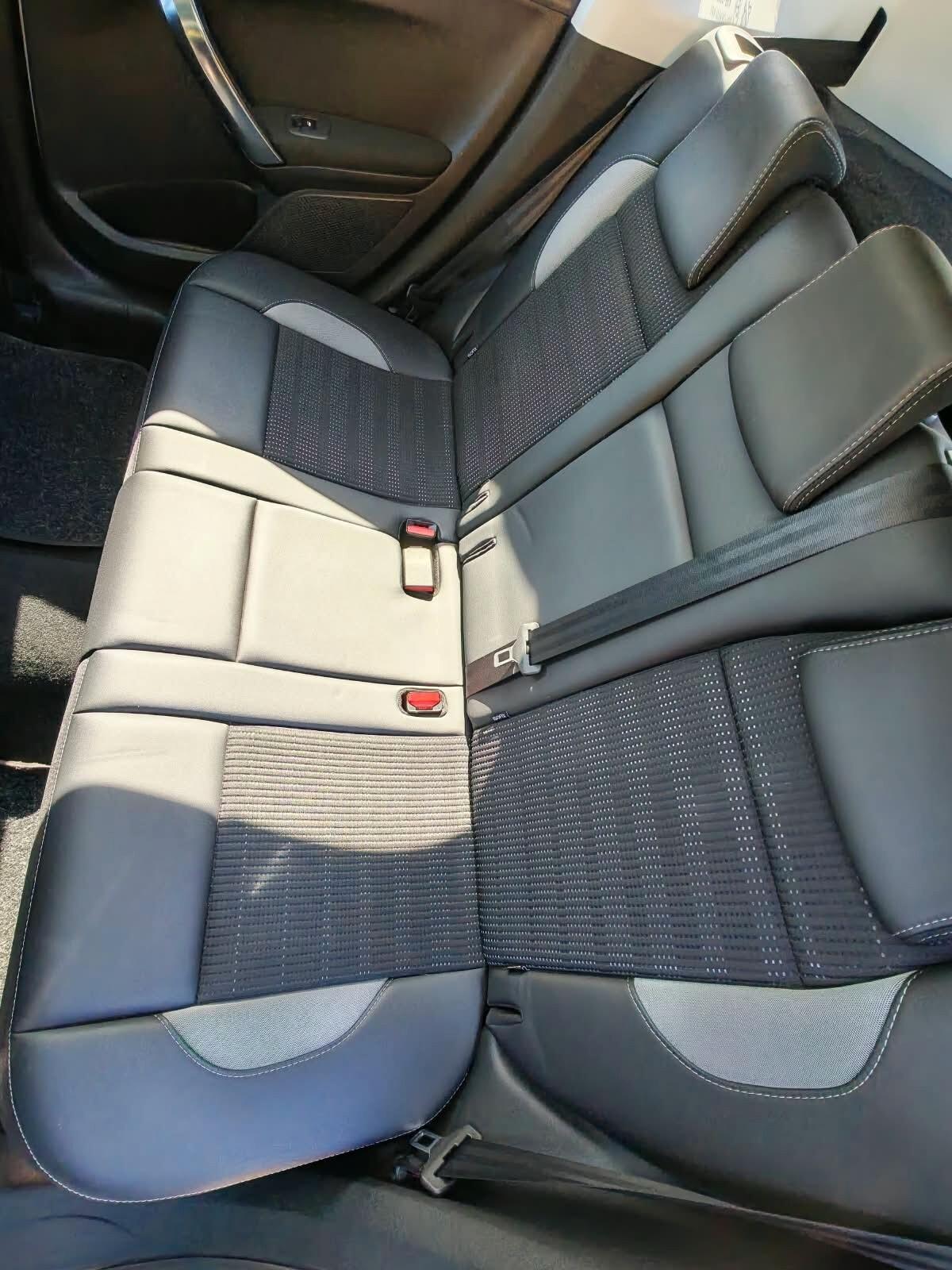 Peugeot 2008 BlueHDi 100 Allure