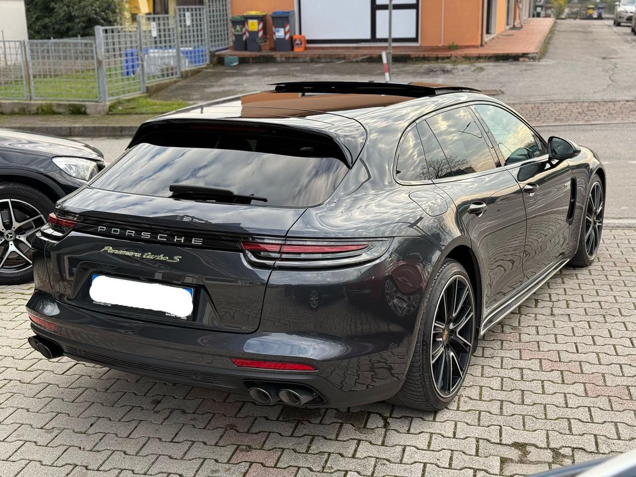 Porsche Panamera 4.0 Turbo S E-Hybrid Sport Turismo