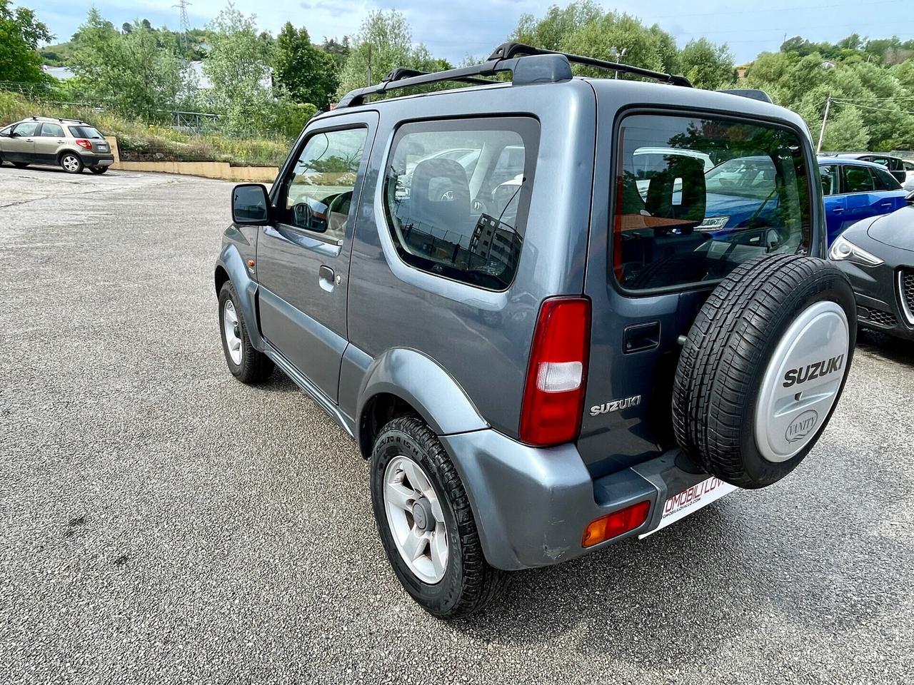 Suzuki Jimny 1.5 DDiS 4X4 2 MODELLI DISPONIBILI