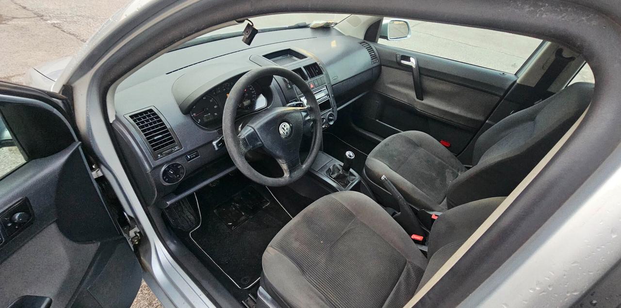 Volkswagen Polo 1.2/70CV 12V 5p. United