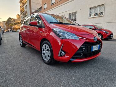 Toyota Yaris 1.5 Hybrid 5 porte Ok neopatentati