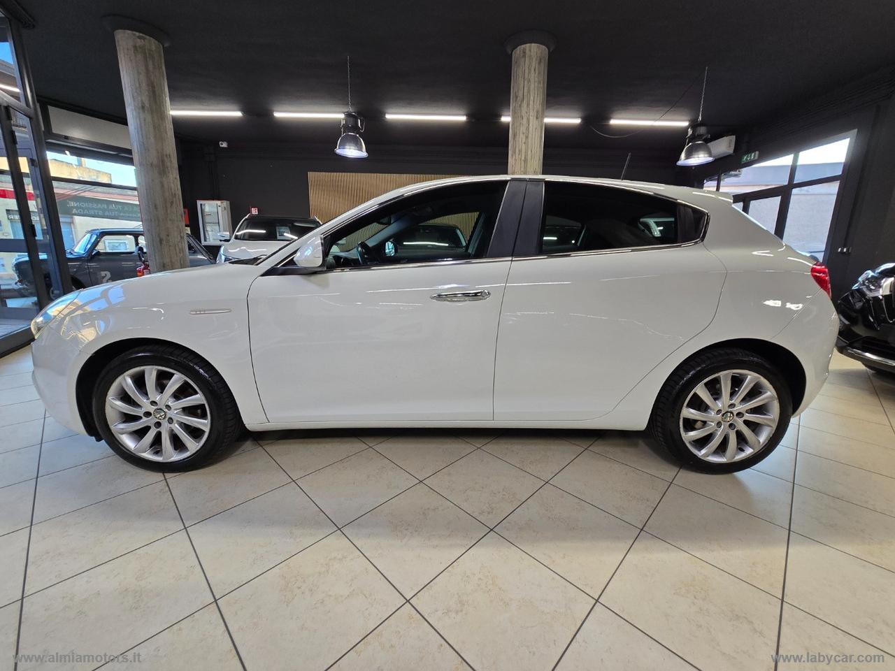 ALFA ROMEO Giulietta 1.6 JTDm-2 120 CV Distinctive