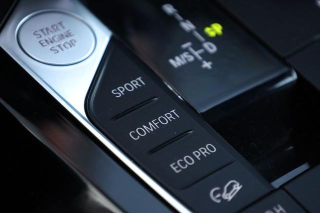 BMW X4 xDrive20d MH48V Msport