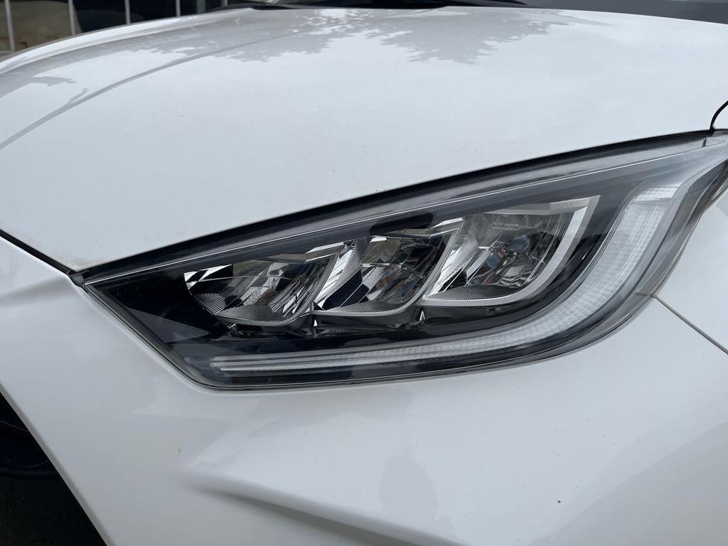 Toyota Yaris 1.5 hybrid Trend