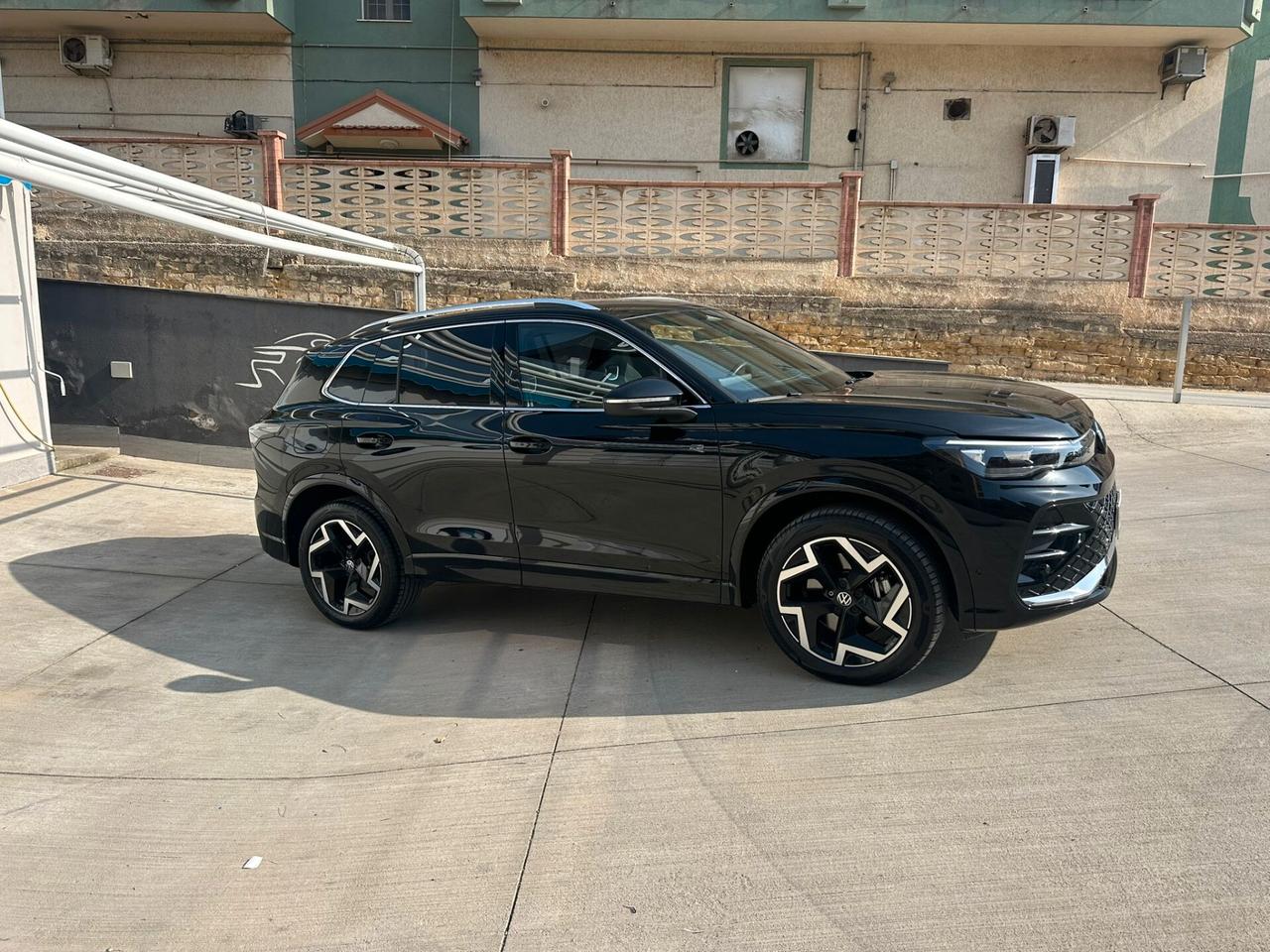 Volkswagen Tiguan 2.0 TDI 150 CV DSG R-Line