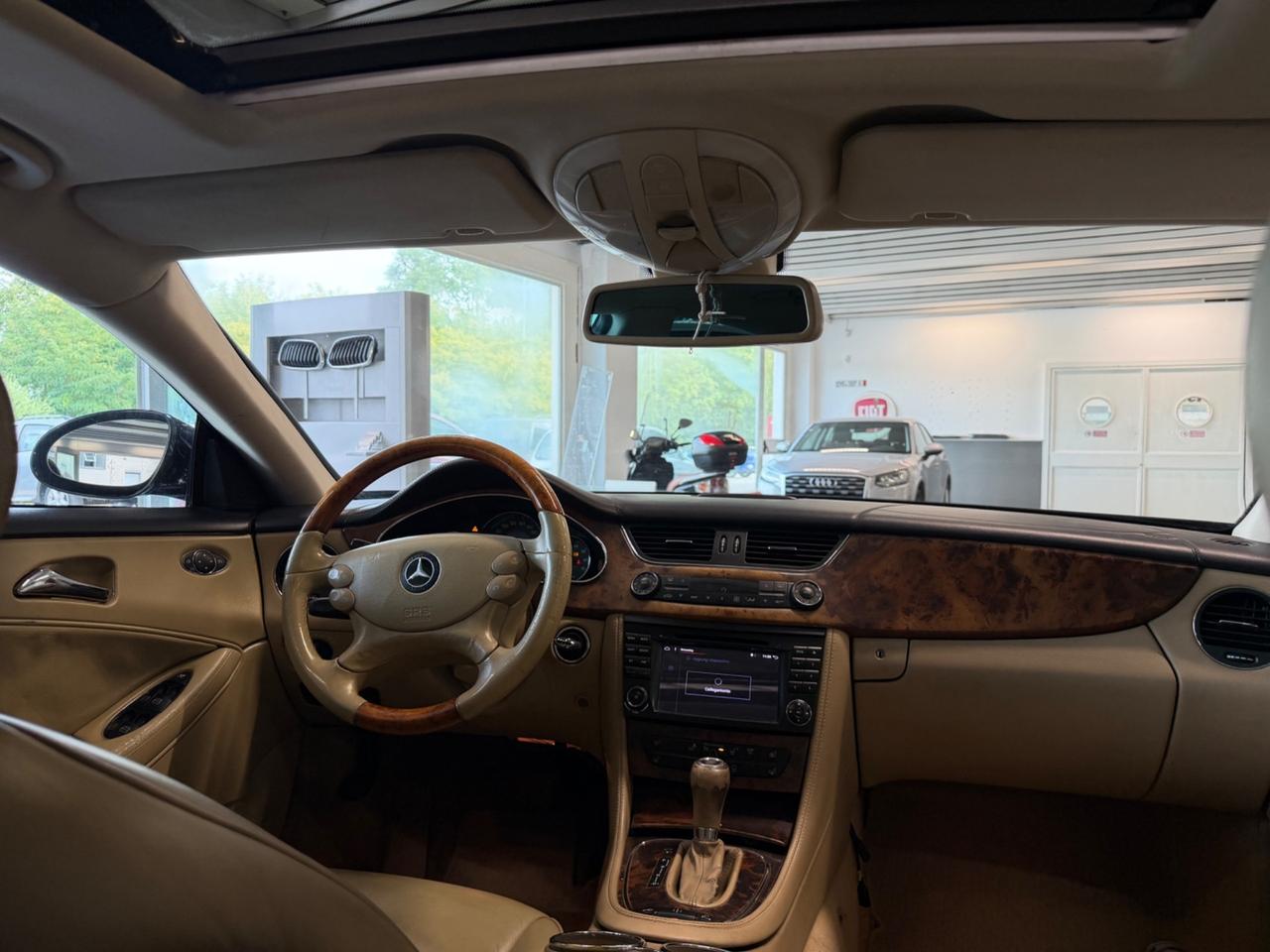 Mercedes-benz CLS 500
