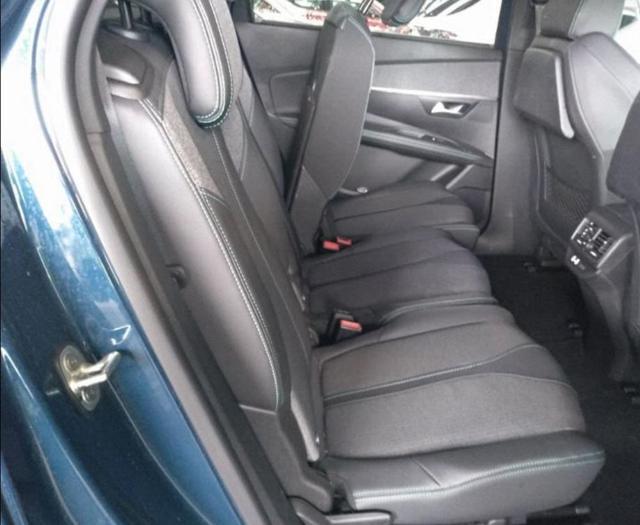 PEUGEOT 5008 PureTech Turbo 130 S&S Allure Pack