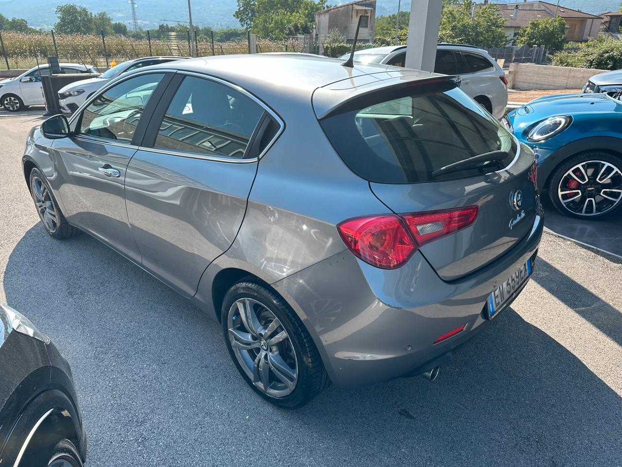 Alfa Romeo Giulietta 1.6 JTDm-2 105 CV Distinctive