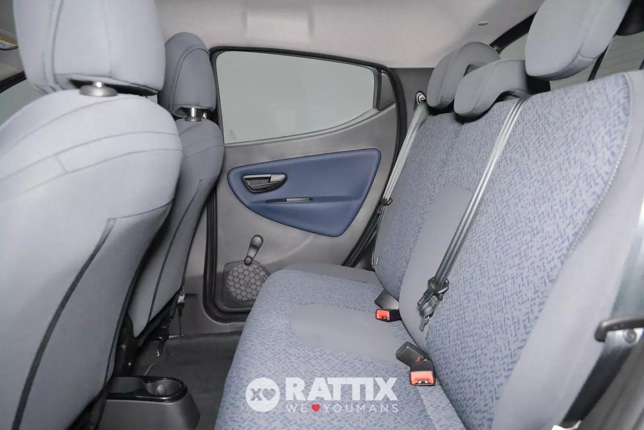 Lancia Ypsilon 1.0 Firefly Hybrid 70CV Silver 5p.ti