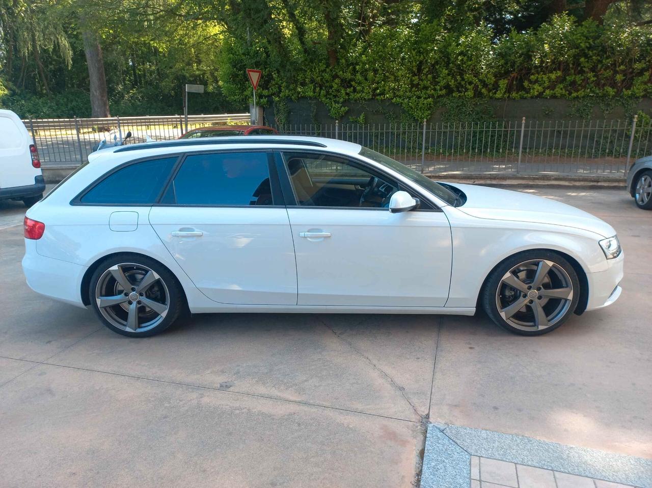 Audi A4 Avant 2.0 TDI 150 CV clean diesel quattro Business Plus
