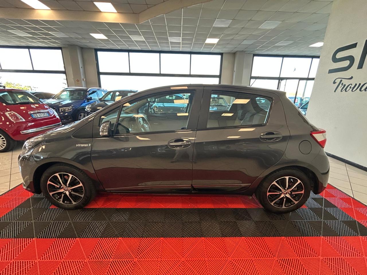 Toyota Yaris 1.5 Hybrid 5 porte Active