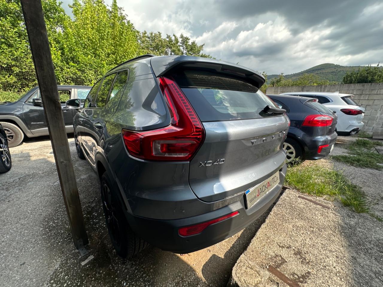 Volvo XC40 D3 MOTORE NUOVO