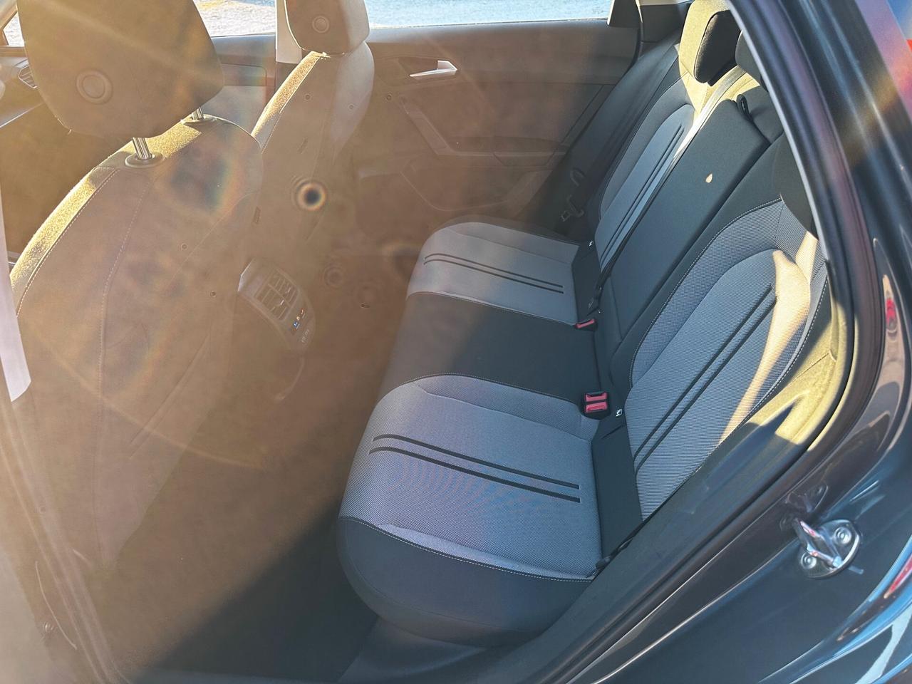 Seat Leon Sportstourer 2.0 TDI Business