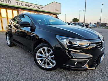 RENAULT Megane Mégane Sporter Blue dCi 115 CV Du