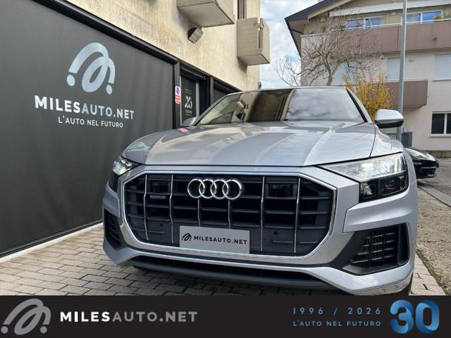 AUDI Q8 55 TFSI e tiptronic Sport 7 ANNI GARANZIA