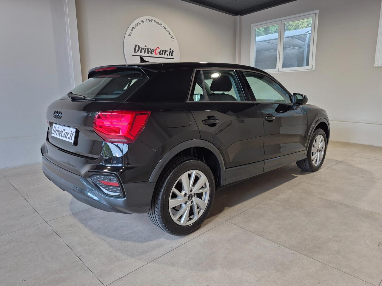 Audi Q2 35 TFSI S-TRONIC MATRIX APPLE CAR PLAY/ANDROID AUTO RETROCAMERA ACC RICARIA WIRELESS VIRTUAL COCKPIT