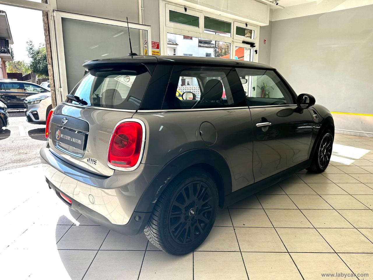 MINI Mini One 75 CV