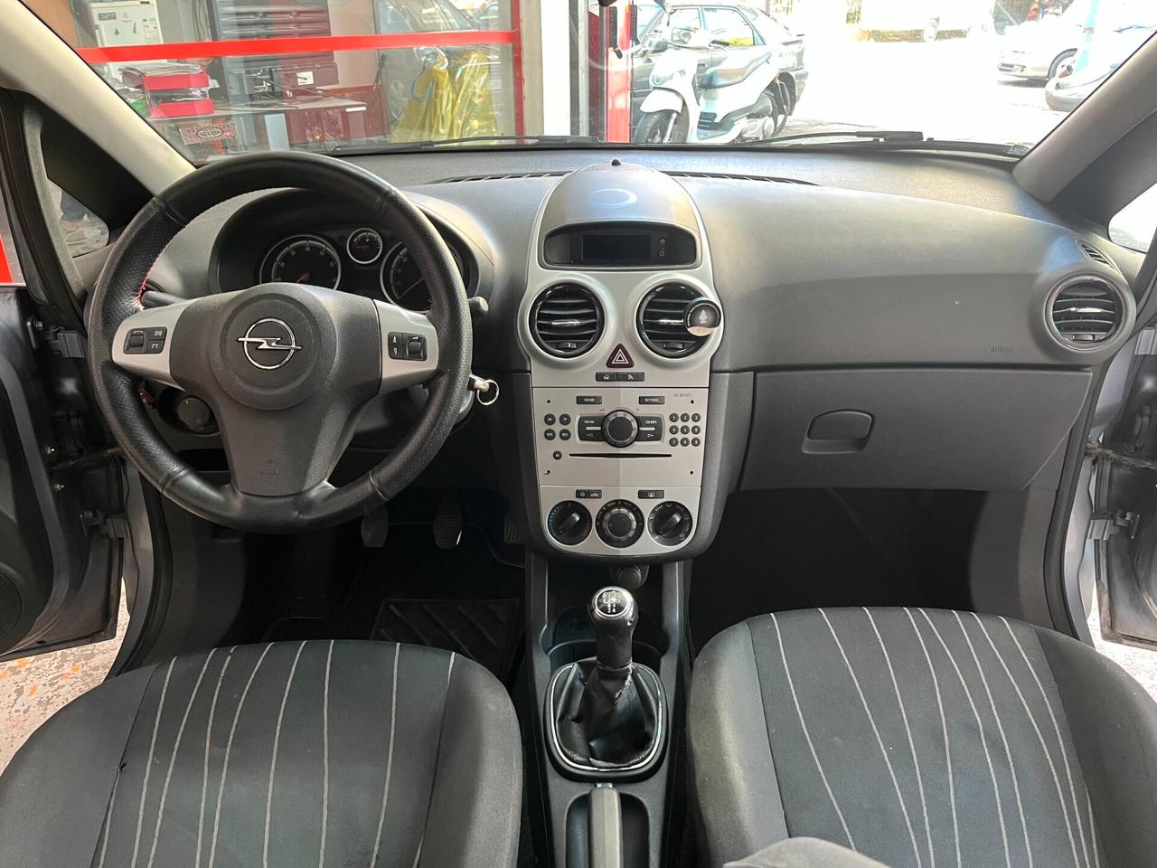 Opel Corsa 1.2 80CV 5 porte GPL!!! PER NEO-PATENTATI!!!