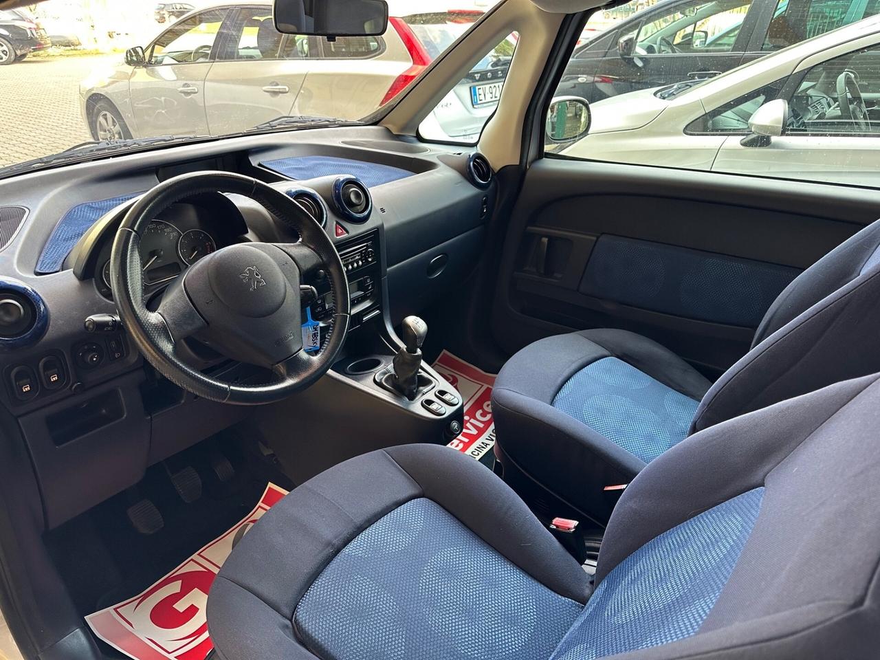 Peugeot 1007 1.4 HDi Trendy