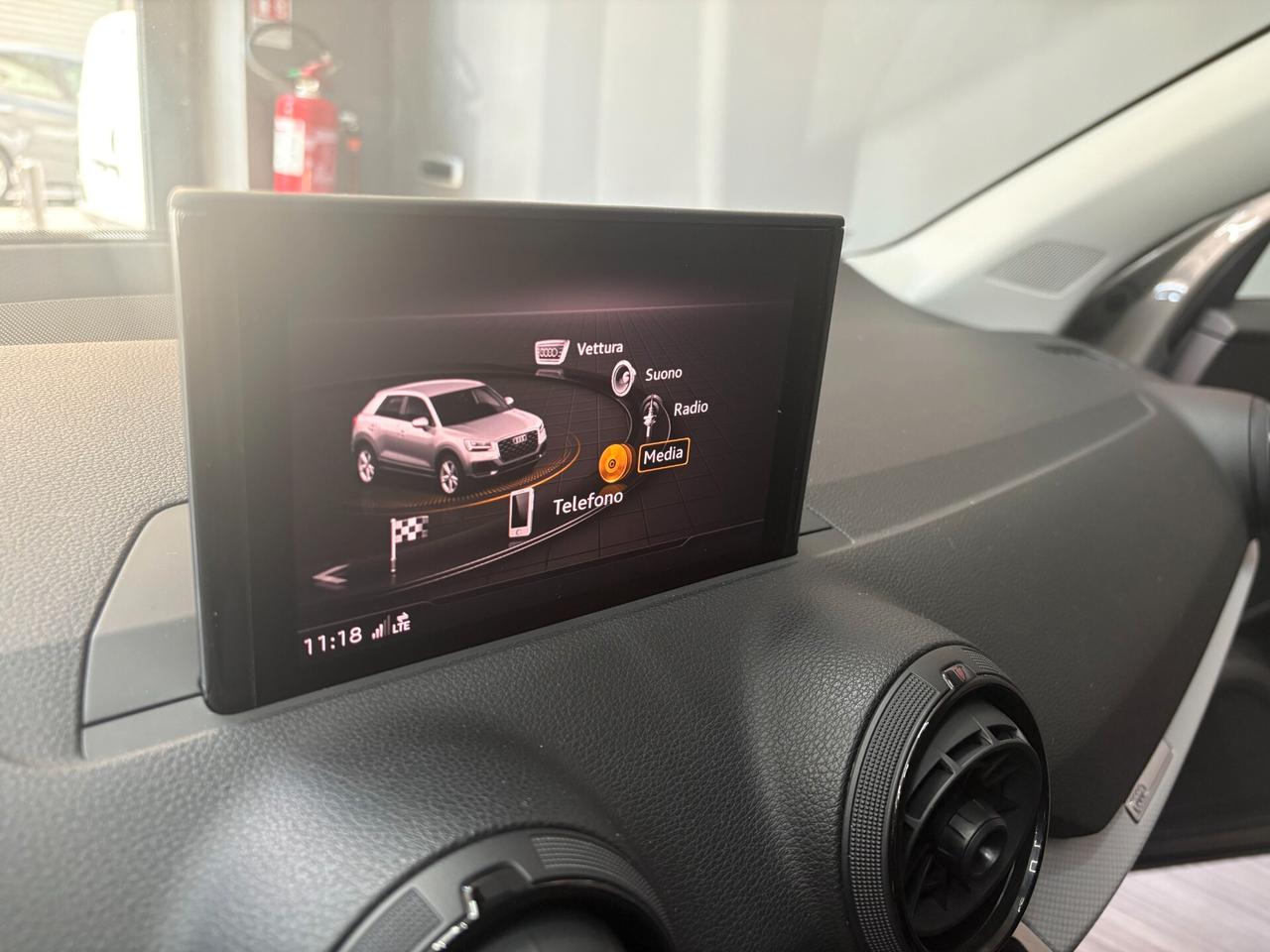 Audi Q2 1.6 TDI 116cv S-Tronic Automatica Design ITALIANA
