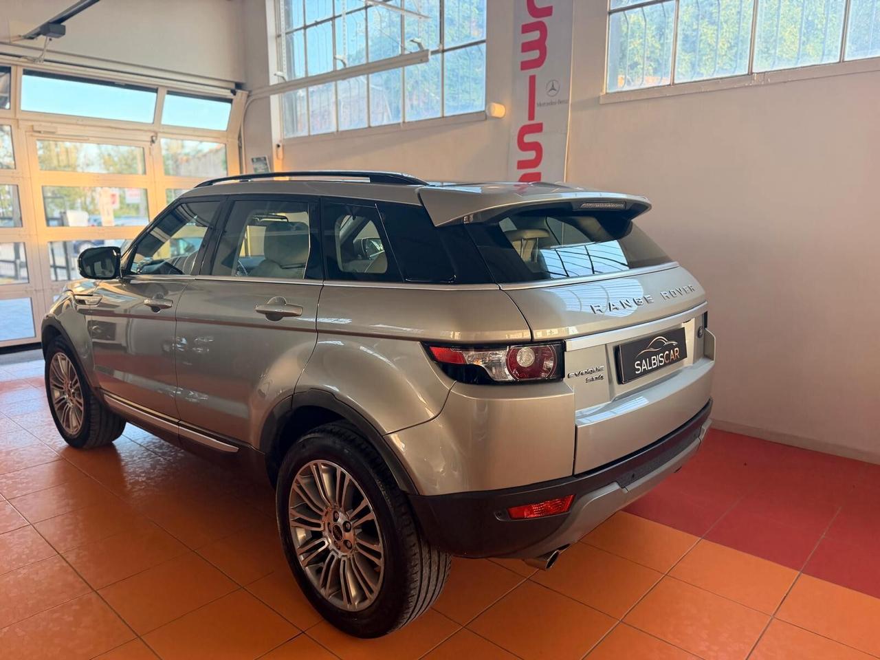 Land Rover Range Evoque 2.2 TD4 5p. Prestige full !!!!!