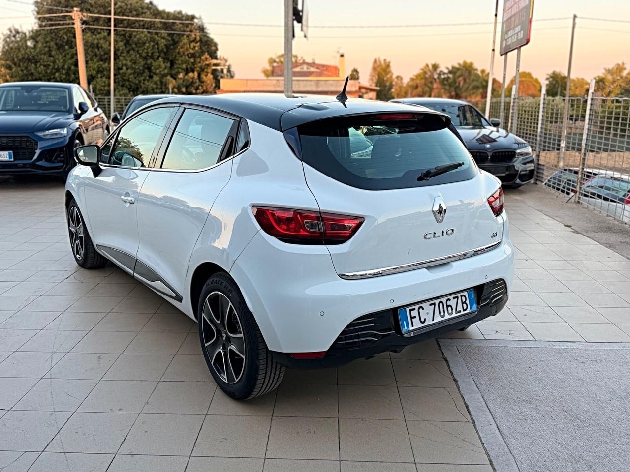 Renault Clio dCi 8V 90 CV EDC Start&Stop 5 porte Energy Duel2