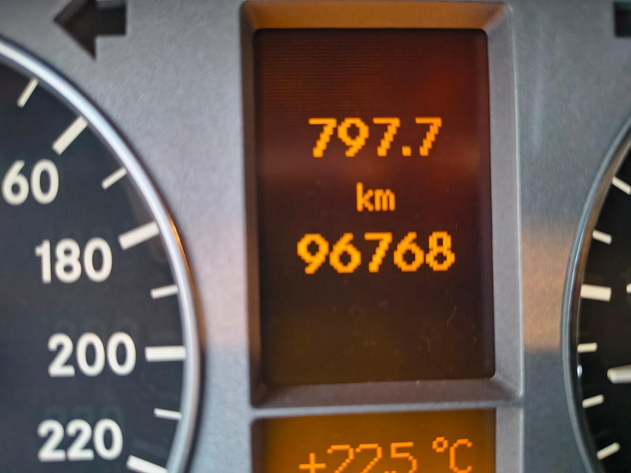 Mercedes-benz B 200 CDI 2.0 DIESEL*CAMBIO AUTOMATICO*