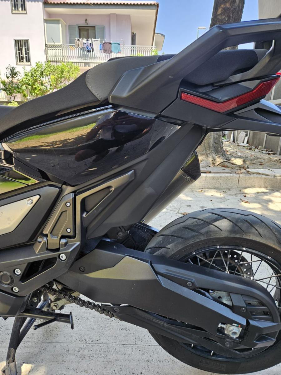 Honda - X-ADV 750 X-ADV 750 DCT Abs my18