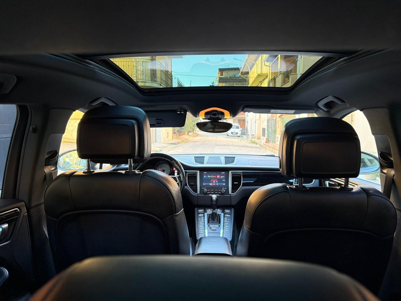 Porsche Macan 3.0 S tetto panoramico e gancio traino