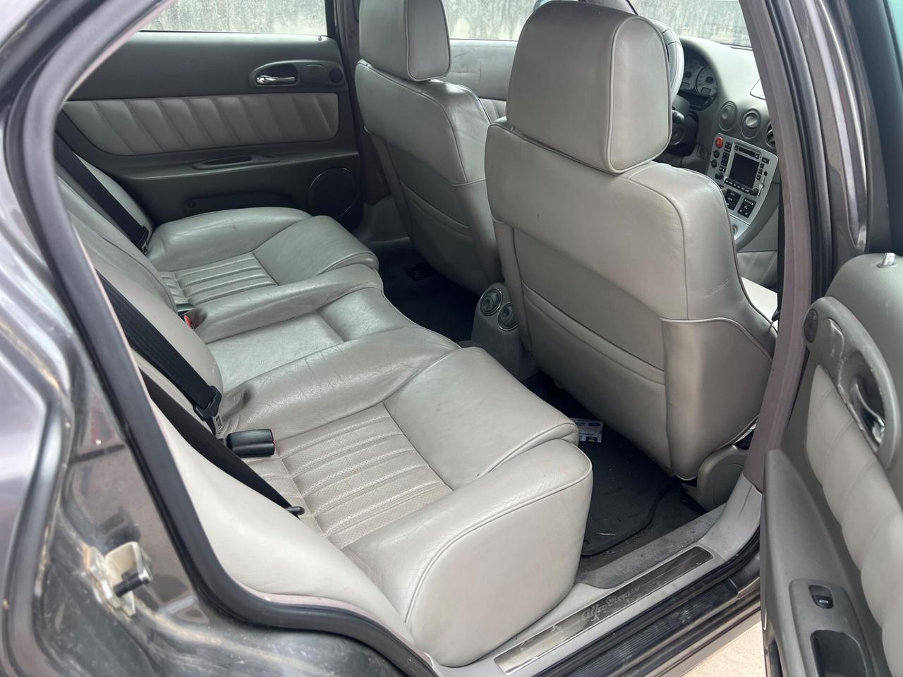 Alfa Romeo 166 2.4 JTD M-JET 20V cat Exclusive